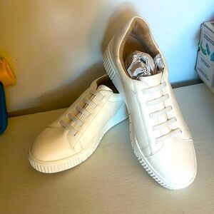 Soul naturalizer 8.5 men’s beautiful perfect for any occasion! New never used!